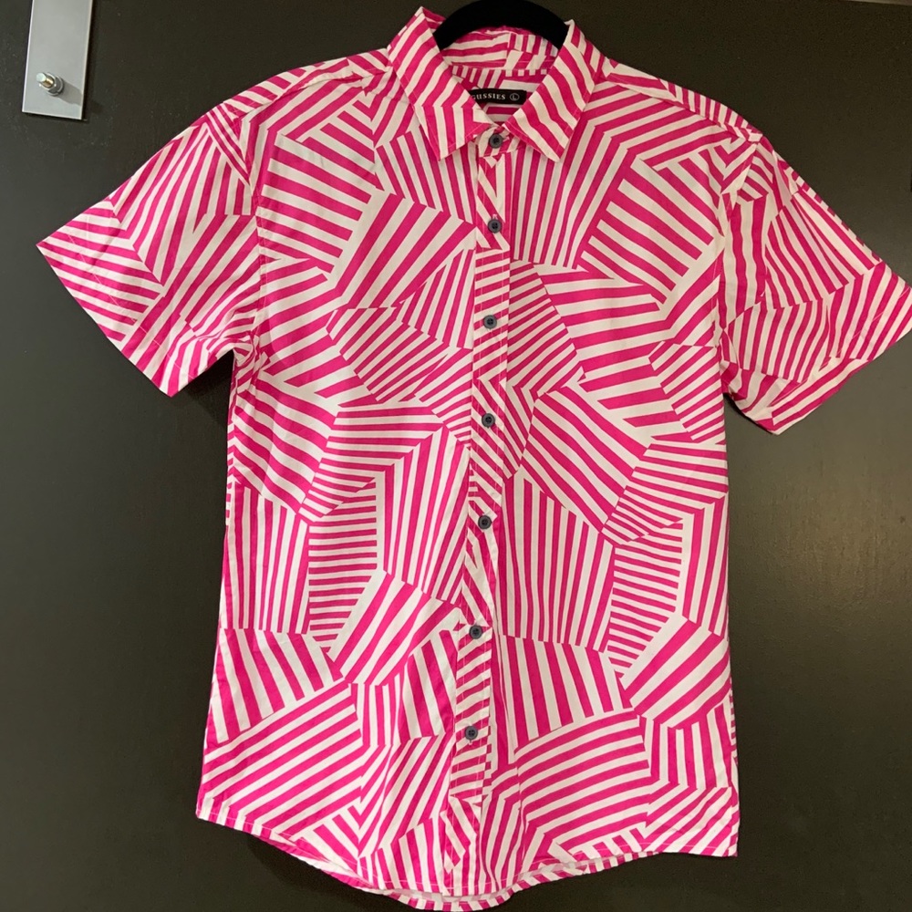 Unique Men’s Short Sleeve Button Up!